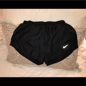 Nike Dri-Fit Running Shorts w all black pattern, S